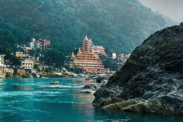 Rishikesh bridge and river travel guide for cab trips
